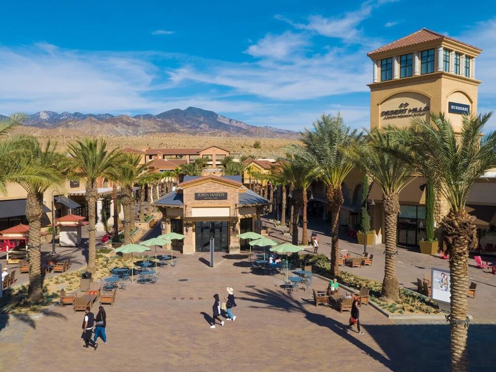 desert hills premium outlets